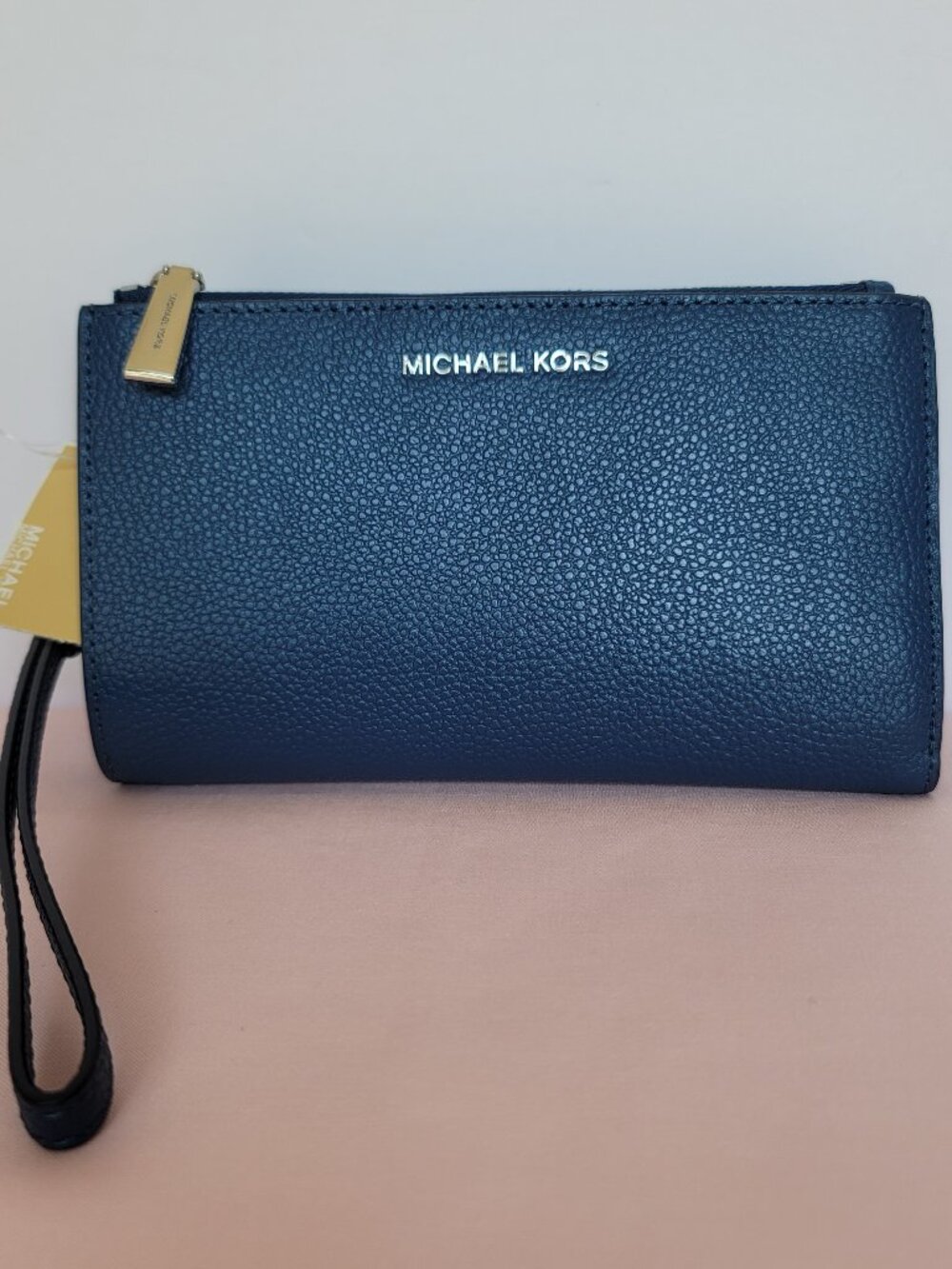 MICHAEL KORS Jet Set Double Zip Pebbled Leather Wristlet-River Blue 🎈$114.⭐